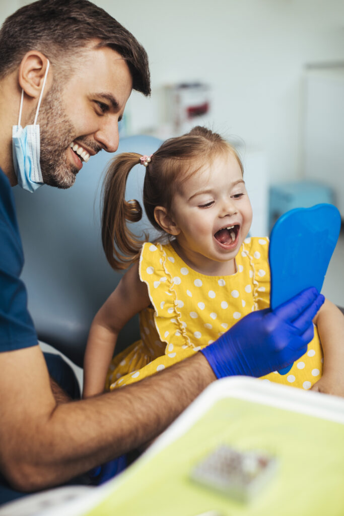 Педіатричні стоматологічні послуги