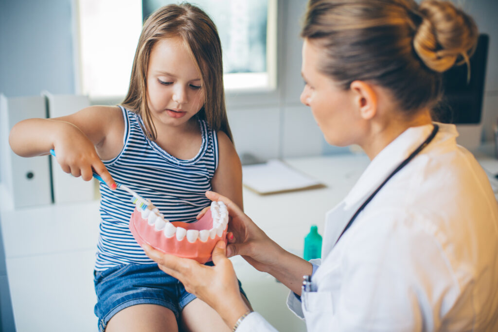 Children’s dental hygiene with training