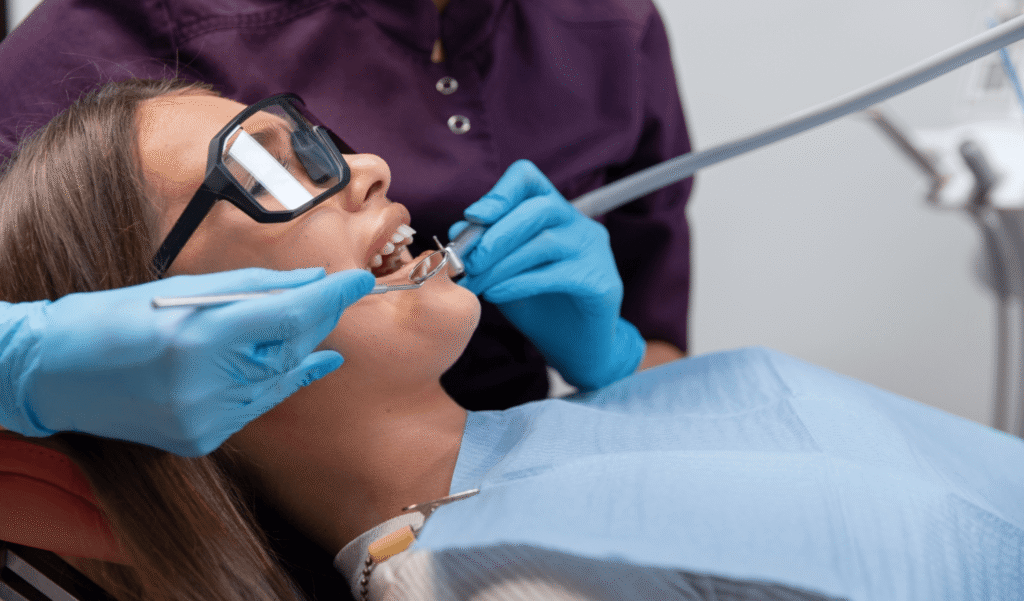 Composite dental filling – what is it and when is it used?