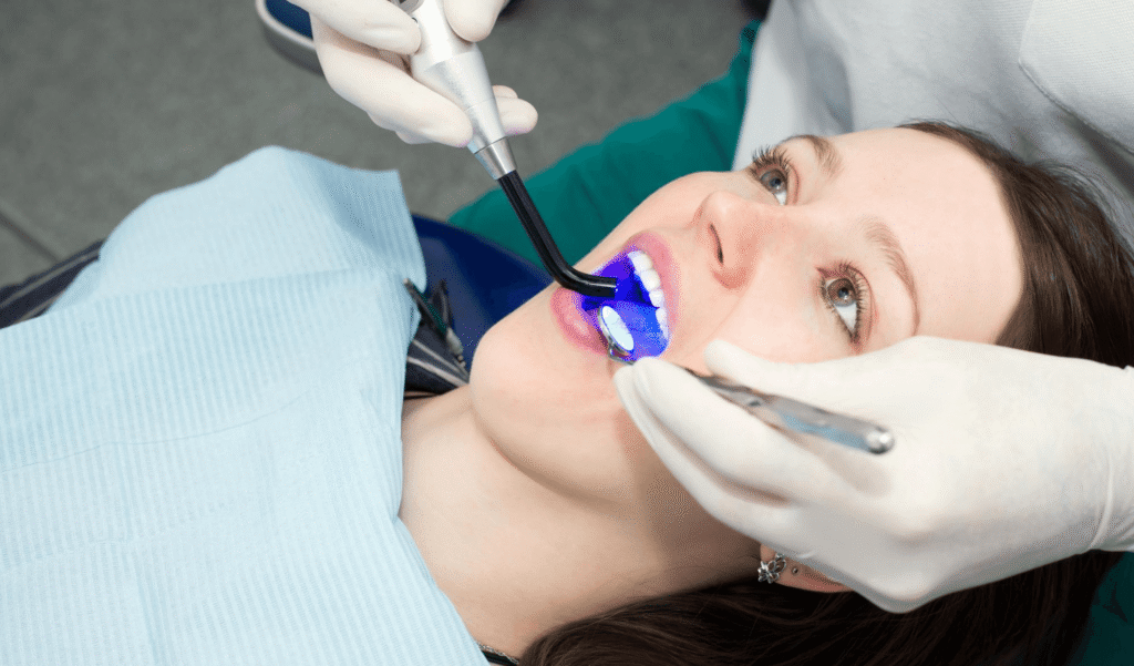 Composite dental filling – what is it and when is it used?