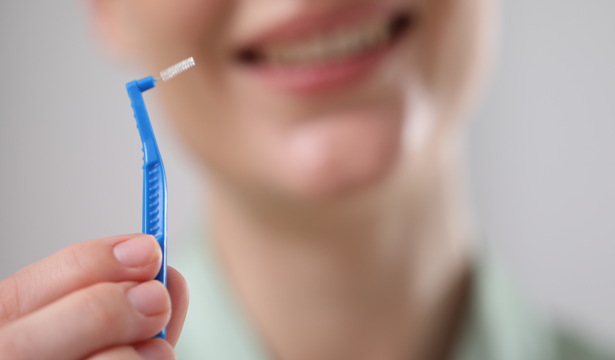 Which Toothbrush Should You Choose? A Practical Guide for Children and Adults